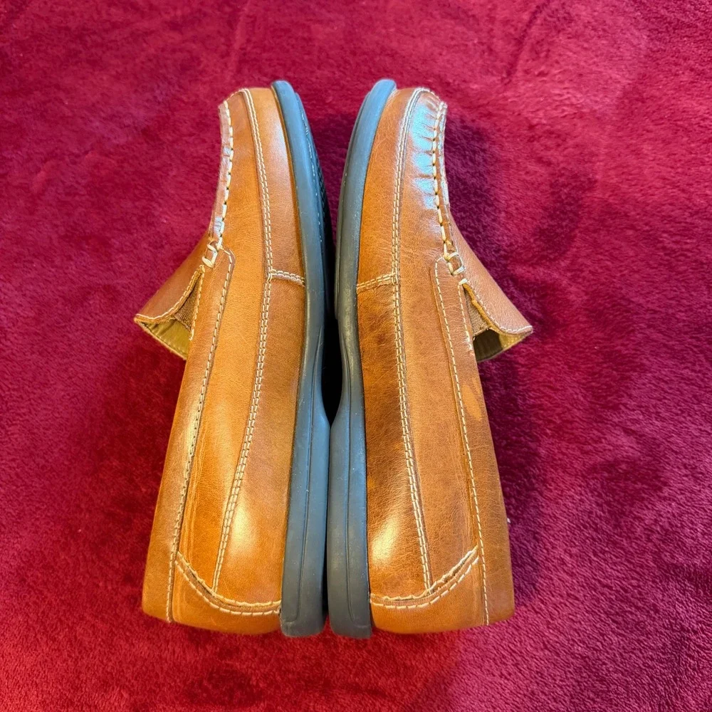 Johnston & Murphy Boys Tan Leather Slip‎ On Loafers Moc Toe Dress Shoes Size 4M